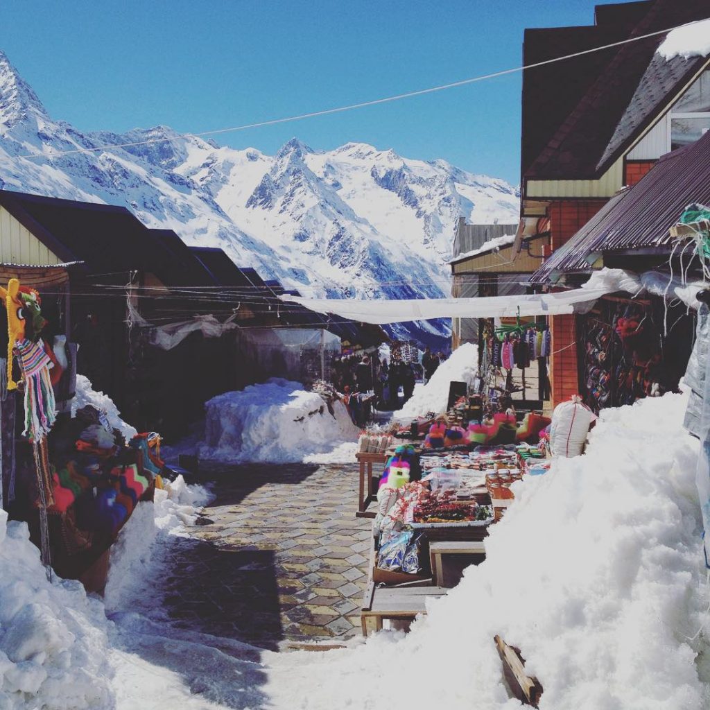 Market in Dombay